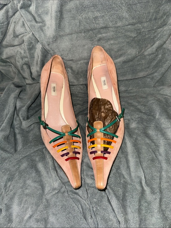 PRADA Shoes - Vtg 1990-2000 dress suede pumps. Well maintained. Sz. 39.5. US. 8. Made in Italy